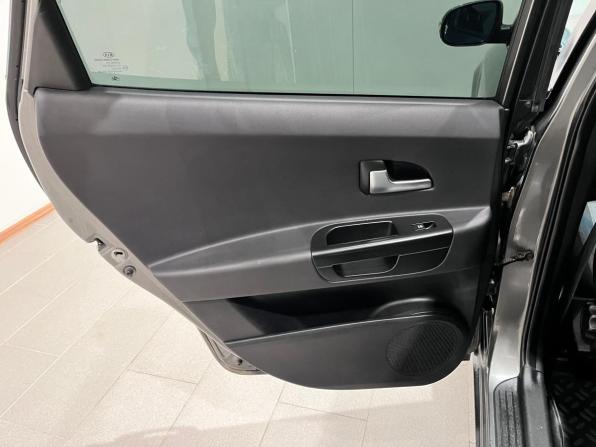 Kia Ceed I Рестайлинг с пробегом 2012 года, цена 786 000 рублей, 226100 км, хэтчбек, Автокод Объявления