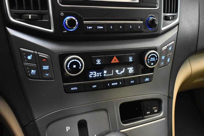 Hyundai H-1 II Рестайлинг 2 с пробегом 2018 года, цена 2 610 000 рублей, 137941 км, минивэн, Автокод Объявления