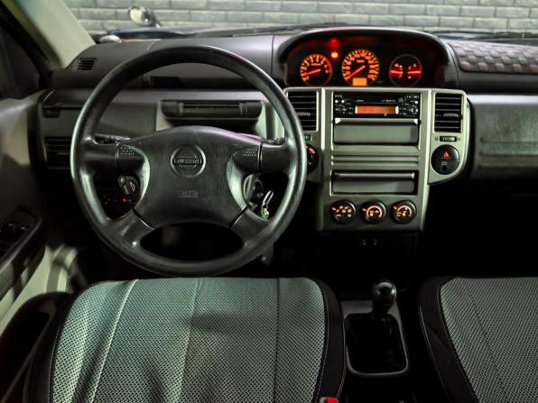 Nissan X-Trail I Рестайлинг с пробегом 2006 года, цена 700 000 рублей, 331683 км, внедорожник, Автокод Объявления
