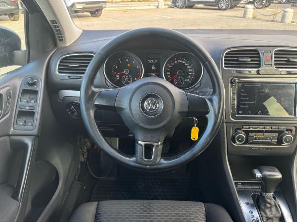 Volkswagen Golf VI с пробегом 2010 года, цена 549 000 рублей, 303147 км, хэтчбек, Автокод Объявления