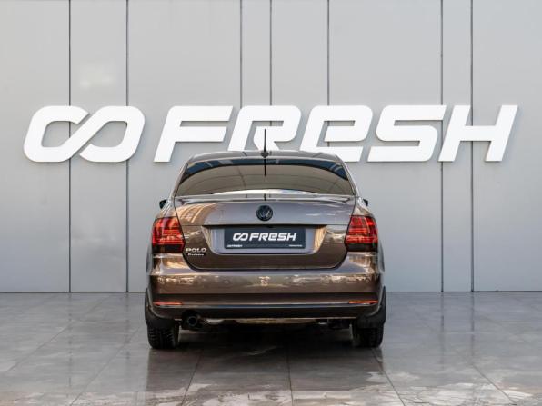 Volkswagen Polo V Рестайлинг с пробегом 2017 года, цена 1 289 000 рублей, 113611 км, седан, Автокод Объявления