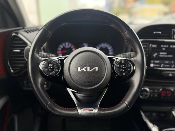 Kia Soul III Рестайлинг с пробегом 2022 года, цена 2 185 000 рублей, 83000 км, хэтчбек, Автокод Объявления