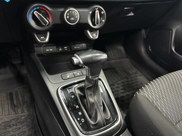 Kia Rio IV с пробегом 2020 года, цена 1 679 000 рублей, 68000 км, хэтчбек, Автокод Объявления
