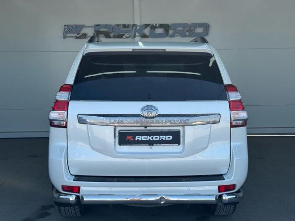 Toyota Land Cruiser Prado 150 Series Рестайлинг 1 с пробегом 2016 года, цена 4 450 000 рублей, 94042 км, внедорожник, Автокод Объявления