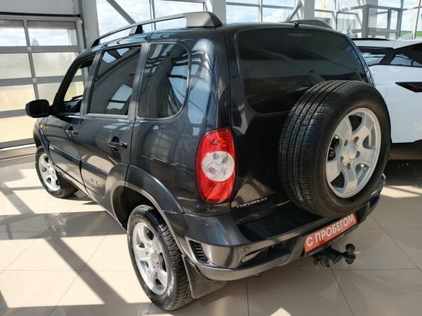 Chevrolet Niva I Рестайлинг с пробегом 2011 года, цена 427 000 рублей, 157000 км, внедорожник, Автокод Объявления