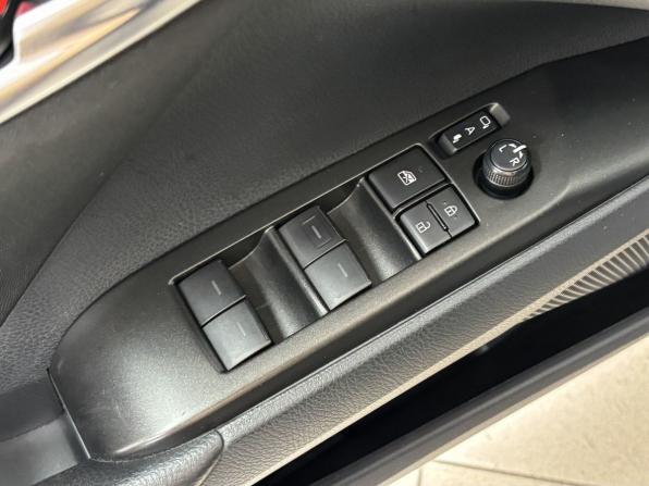 Toyota Camry VIII (XV70) Рестайлинг с пробегом 2021 года, цена 3 149 000 рублей, 74193 км, седан, Автокод Объявления