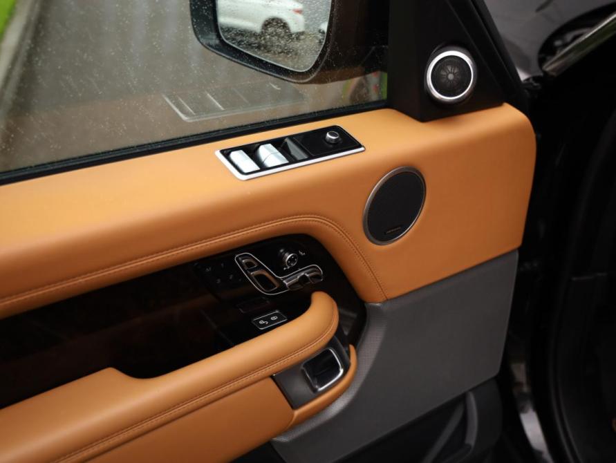 Land Rover Range Rover IV Рестайлинг Санкт-Петербург  - изображение 25