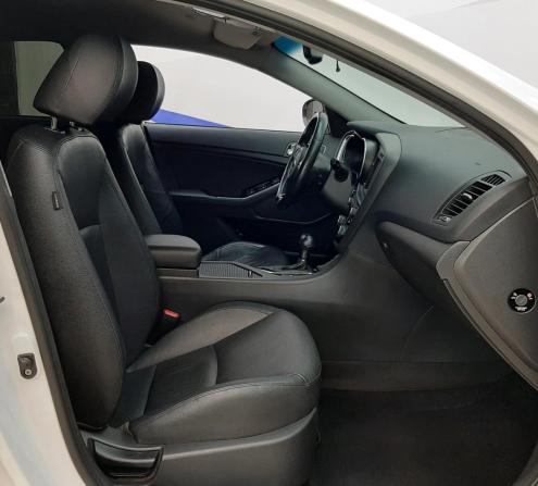 Kia Optima III Рестайлинг с пробегом 2015 года, цена 1 350 000 рублей, 212577 км, седан, Автокод Объявления