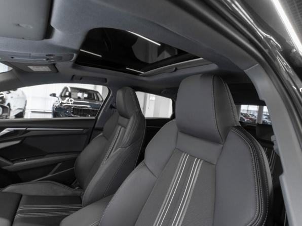 Audi A3 IV (8Y) с пробегом 2021 года, цена 2 880 000 рублей, 66648 км, хэтчбек, Автокод Объявления