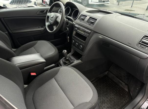 Skoda Yeti I с пробегом 2011 года, цена 750 000 рублей, 72858 км, внедорожник, Автокод Объявления