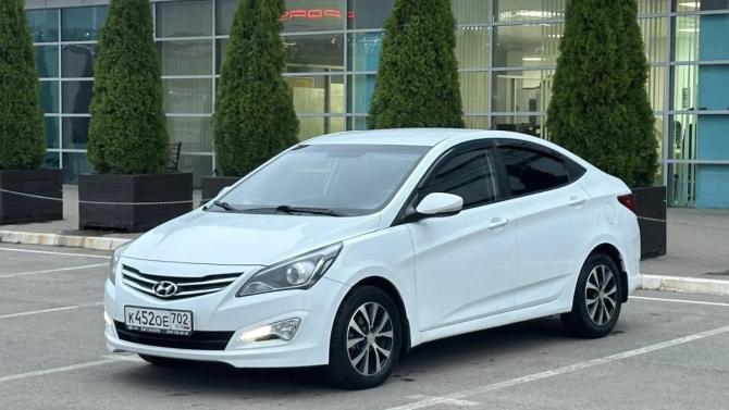 Hyundai Solaris I Рестайлинг с пробегом 2016 года, цена 850 000 рублей, 248937 км, седан, Автокод Объявления
