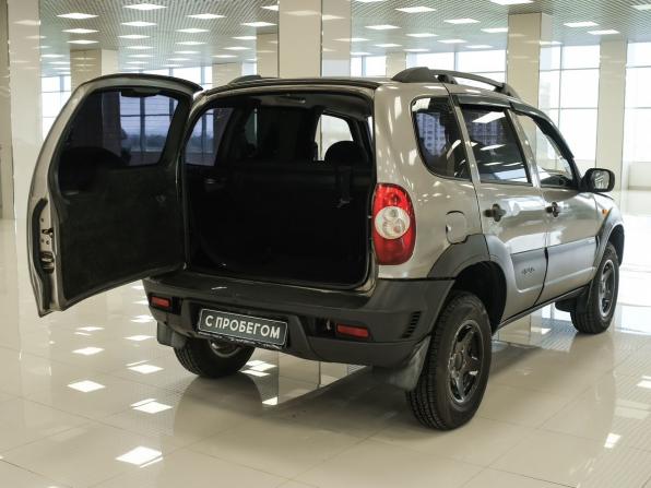Chevrolet Niva I Рестайлинг с пробегом 2009 года, цена 252 000 рублей, 285992 км, внедорожник, Автокод Объявления