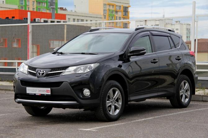 Toyota RAV4 IV (XA40) Рестайлинг с пробегом 2015 года, цена 2 514 800 рублей, 181327 км, внедорожник, Автокод Объявления