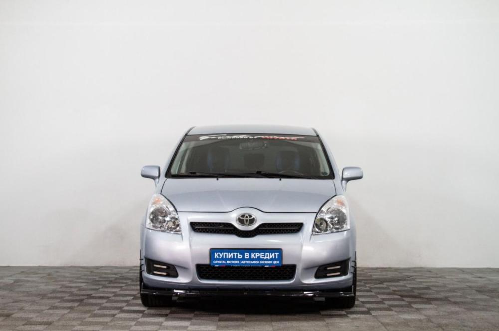 Toyota Corolla Verso I Рестайлинг 2 Сургут  - изображение 2