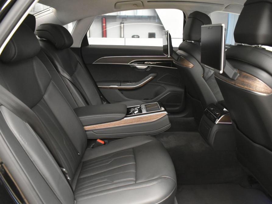 Audi A8 IV (D5) Москва  - изображение 12