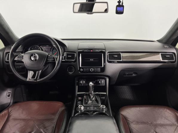 Volkswagen Touareg II с пробегом 2010 года, цена 1 850 000 рублей, 291780 км, внедорожник, Автокод Объявления