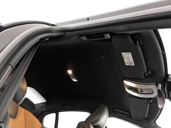 Volvo S60 Cross Country с пробегом 2018 года, цена 2 450 000 рублей, 101501 км, седан, Автокод Объявления