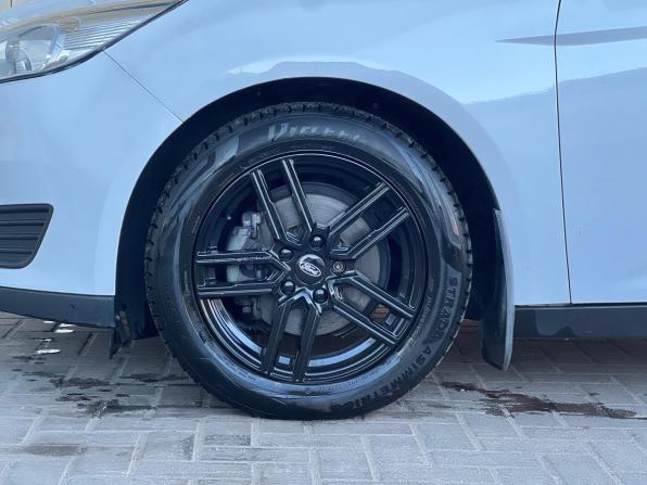 Ford Focus III Рестайлинг с пробегом 2017 года, цена 1 049 000 рублей, 122000 км, хэтчбек, Автокод Объявления