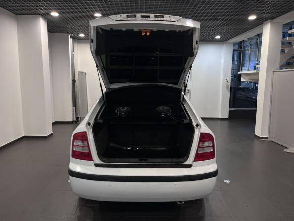 Skoda Octavia II (A5) Рестайлинг с пробегом 2009 года, цена 492 000 рублей, 273383 км, лифтбек, Автокод Объявления