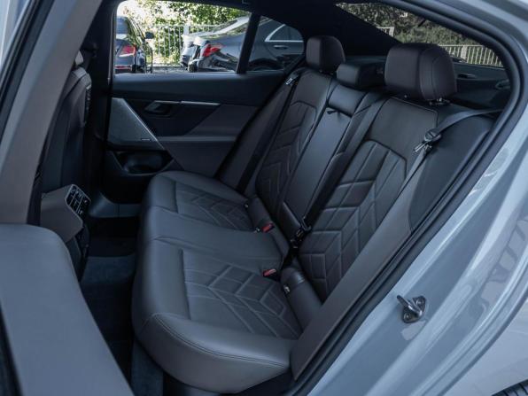 BMW 5 серии VIII (G60/G61/G68) с пробегом 2023 года, цена 6 277 800 рублей, 38786 км, седан, Автокод Объявления