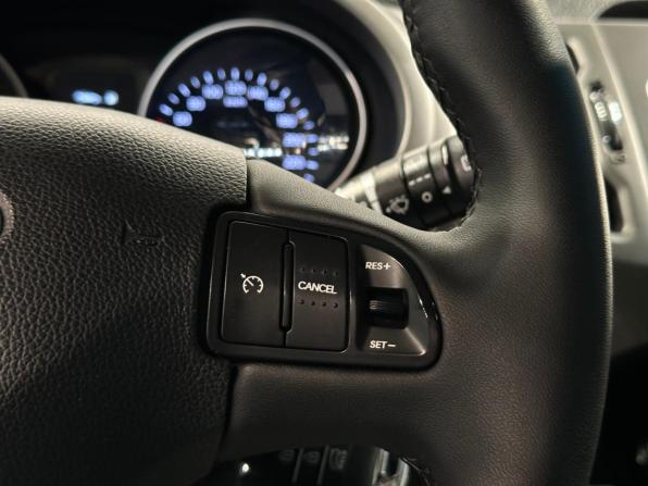 Kia Sportage III с пробегом 2014 года, цена 1 250 000 рублей, 215811 км, внедорожник, Автокод Объявления