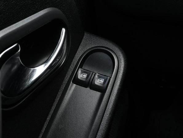 Nissan Terrano III (D10) с пробегом 2020 года, цена 1 395 000 рублей, 60590 км, внедорожник, Автокод Объявления