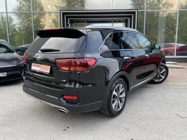 Kia Sorento III Prime Рестайлинг с пробегом 2018 года, цена 2 399 000 рублей, 136840 км, внедорожник, Автокод Объявления