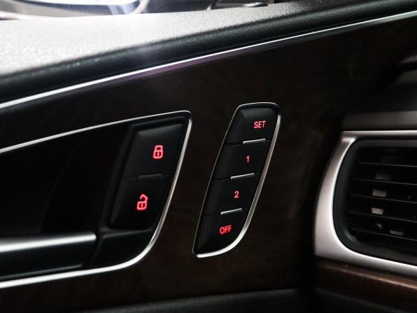 Audi A6 IV (C7) Рестайлинг с пробегом 2015 года, цена 2 159 000 рублей, 113354 км, седан, Автокод Объявления