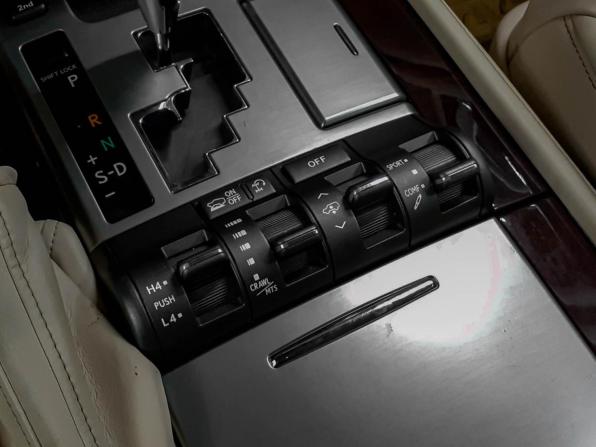 Lexus LX III Рестайлинг с пробегом 2014 года, цена 4 498 000 рублей, 217500 км, внедорожник, Автокод Объявления