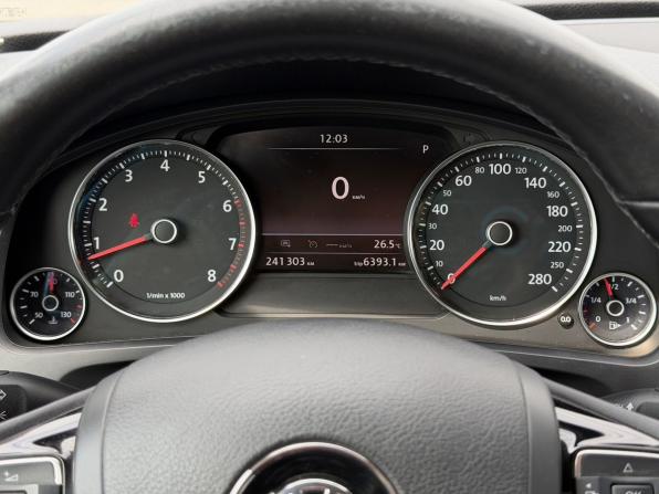 Volkswagen Touareg II с пробегом 2013 года, цена 2 050 000 рублей, 241200 км, внедорожник, Автокод Объявления