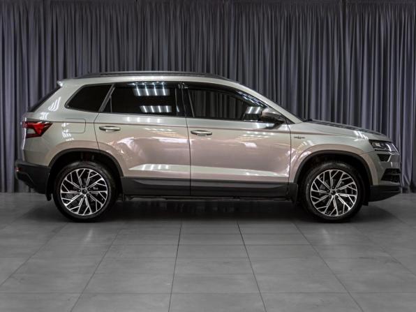 Skoda Karoq I с пробегом 2021 года, цена 2 469 000 рублей, 108834 км, внедорожник, Автокод Объявления