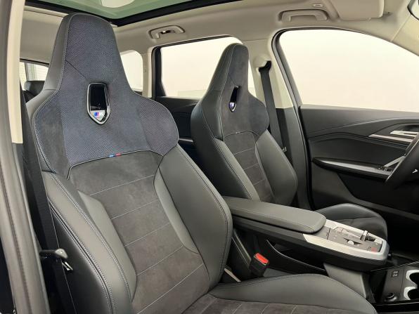 BMW X1 III (U11/U12) с пробегом 2025 года, цена 5 690 000 рублей, 33 км, внедорожник, Автокод Объявления