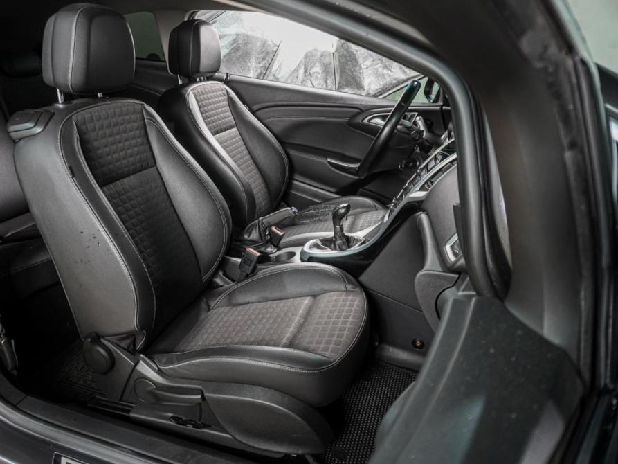 Opel Astra J Рестайлинг Воронеж  - изображение 8
