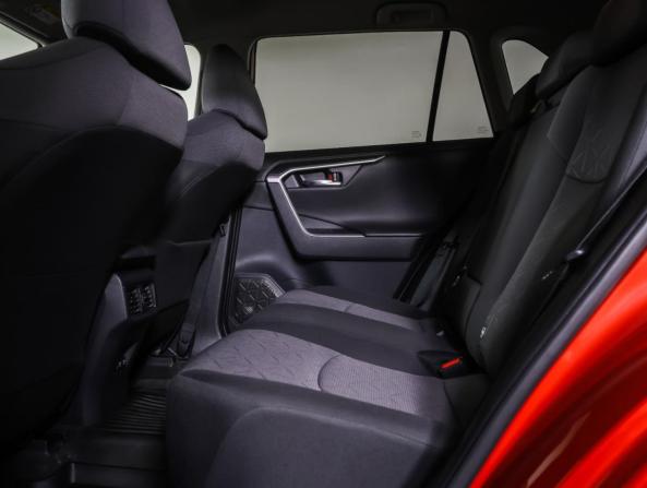 Toyota RAV4 V (XA50) с пробегом 2021 года, цена 3 396 000 рублей, 71150 км, внедорожник, Автокод Объявления