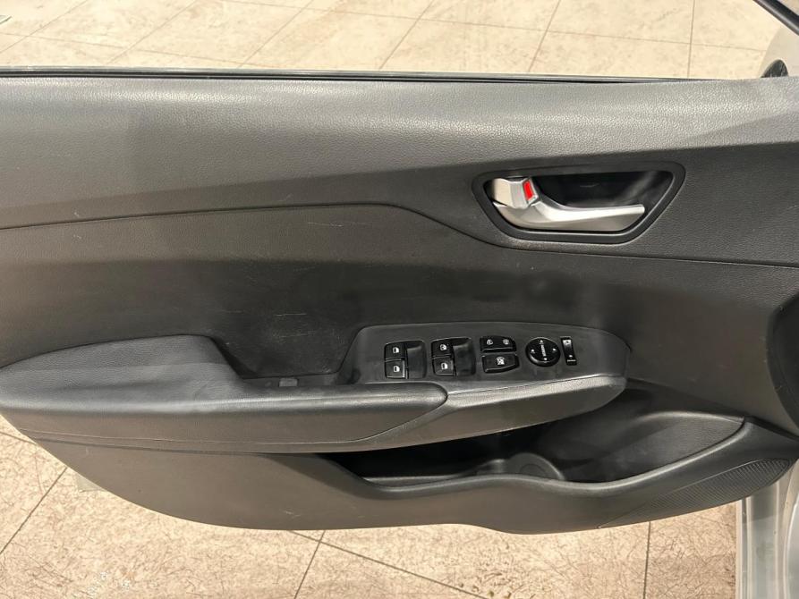 Hyundai Solaris II Рестайлинг Санкт-Петербург  - изображение 16