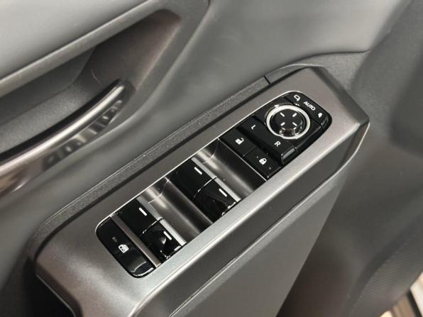 Toyota RAV4 VI (XA60) с пробегом 2025 года, цена 3 750 000 рублей, 31 км, внедорожник, Автокод Объявления