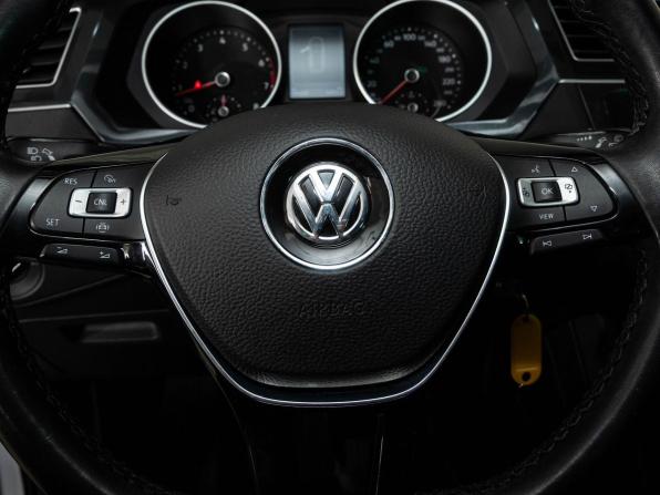 Volkswagen Tiguan II с пробегом 2019 года, цена 2 488 000 рублей, 98682 км, внедорожник, Автокод Объявления