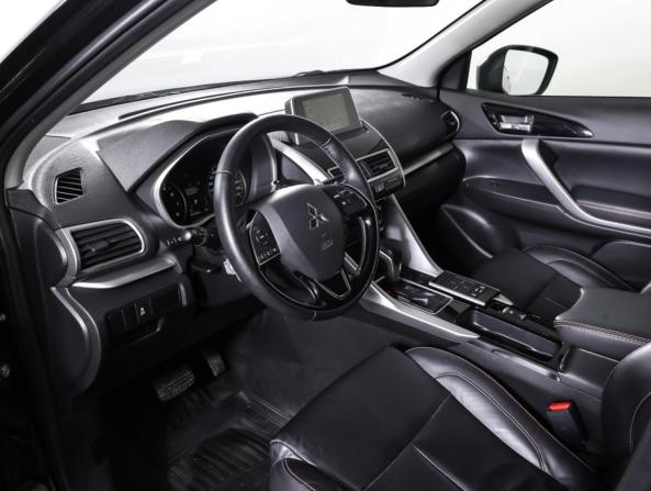 Mitsubishi Eclipse Cross I с пробегом 2018 года, цена 1 919 000 рублей, 73404 км, внедорожник, Автокод Объявления