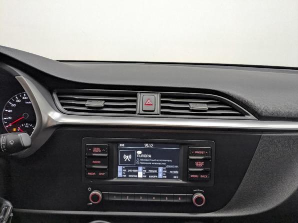 Kia Rio IV Рестайлинг с пробегом 2021 года, цена 1 640 000 рублей, 57227 км, седан, Автокод Объявления