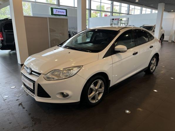Ford Focus III с пробегом 2013 года, цена 590 000 рублей, 240115 км, седан, Автокод Объявления