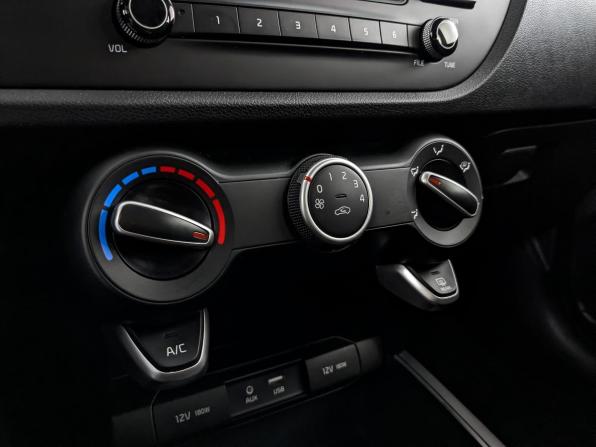 Kia Rio IV с пробегом 2020 года, цена 1 750 000 рублей, 9368 км, хэтчбек, Автокод Объявления