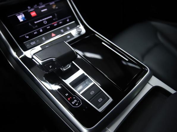 Audi Q8 I (4M) с пробегом 2020 года, цена 6 900 000 рублей, 65276 км, внедорожник, Автокод Объявления
