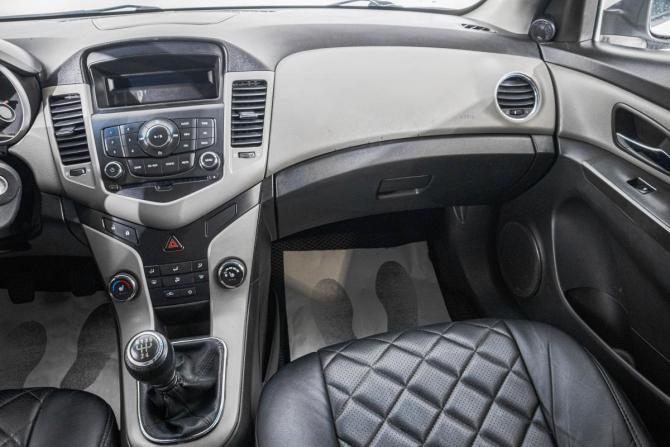 Chevrolet Cruze I с пробегом 2011 года, цена 549 000 рублей, 304000 км, седан, Автокод Объявления