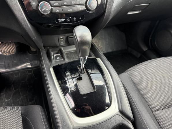 Nissan Qashqai II с пробегом 2018 года, цена 1 420 000 рублей, 190486 км, внедорожник, Автокод Объявления