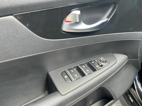 Kia Cerato IV с пробегом 2020 года, цена 1 999 000 рублей, 87000 км, седан, Автокод Объявления