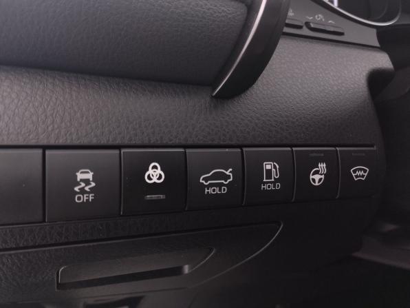 Toyota Camry VIII (XV70) Рестайлинг с пробегом 2021 года, цена 2 990 000 рублей, 88574 км, седан, Автокод Объявления