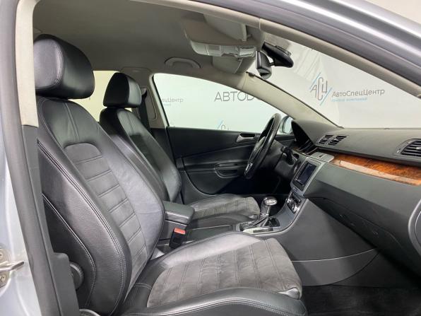Volkswagen Passat B6 с пробегом 2010 года, цена 669 000 рублей, 256899 км, седан, Автокод Объявления