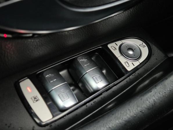 Mercedes-Benz E-Класс V (W213 S213 C238) с пробегом 2016 года, цена 1 820 000 рублей, 180000 км, седан, Автокод Объявления