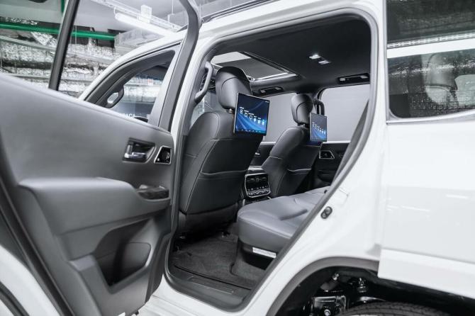 Новый Toyota Land Cruiser 300 Series 2026 года, цена 13 990 000 рублей, внедорожник, Автокод Объявления