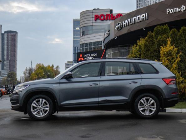 Skoda Kodiaq I с пробегом 2019 года, цена 2 498 000 рублей, 92821 км, внедорожник, Автокод Объявления